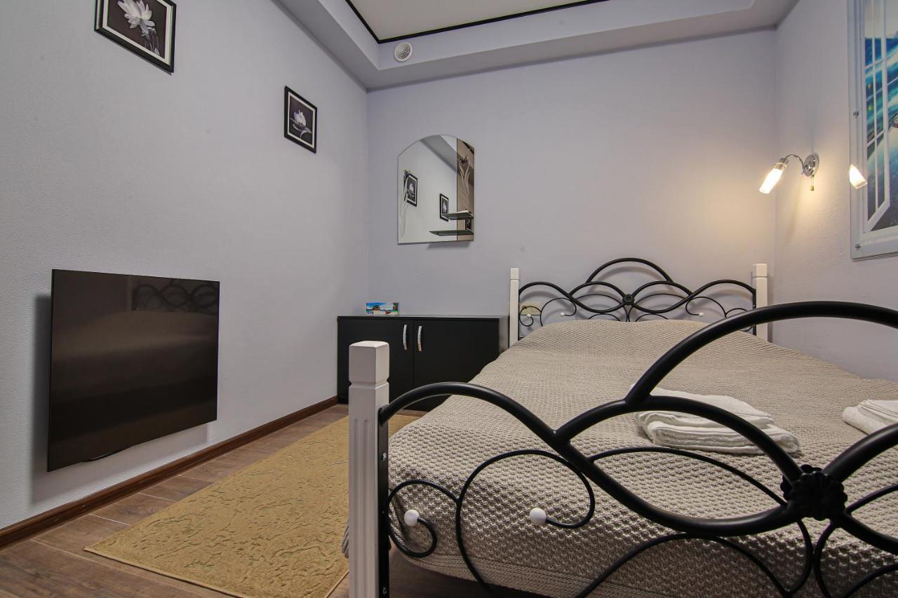 Battle Mile Hostel Τσερκάσι Εξωτερικό φωτογραφία